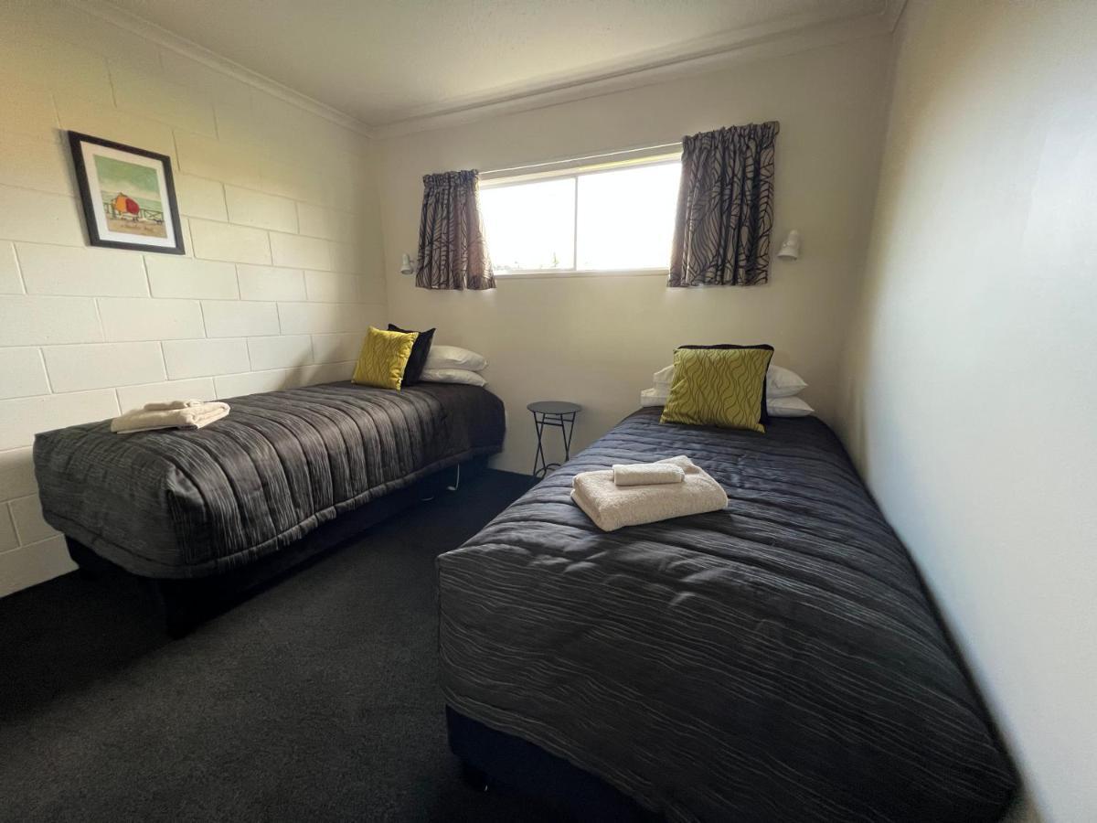 Golden Leaf Apartments Invercargill Exterior photo