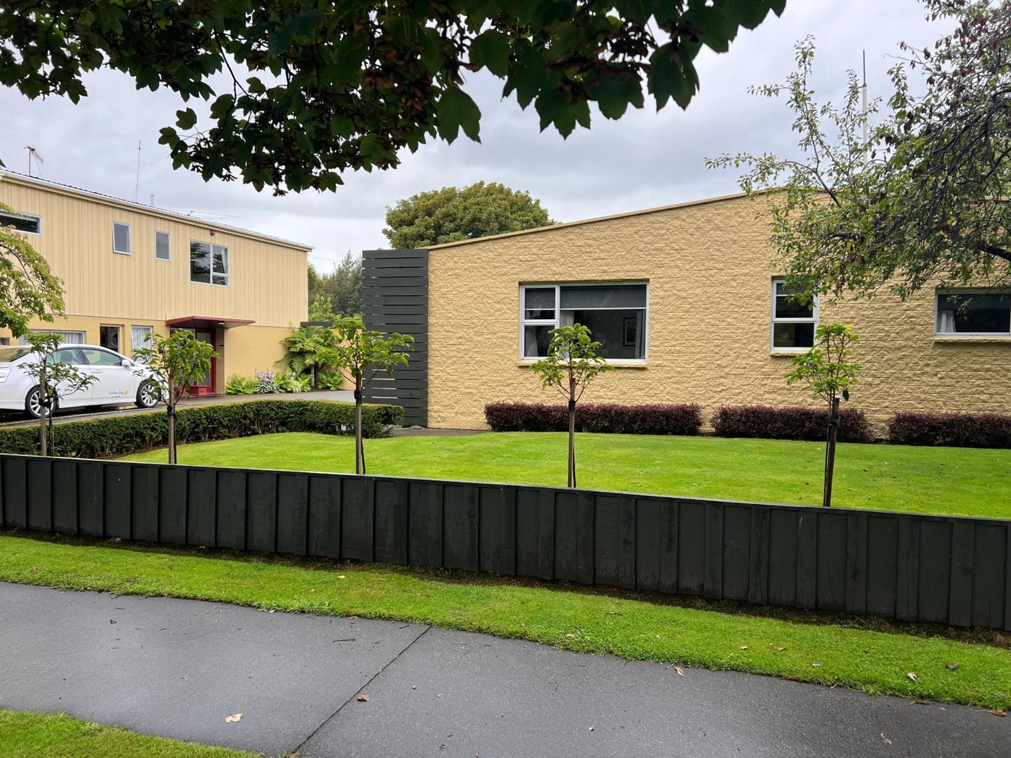Golden Leaf Apartments Invercargill Exterior photo