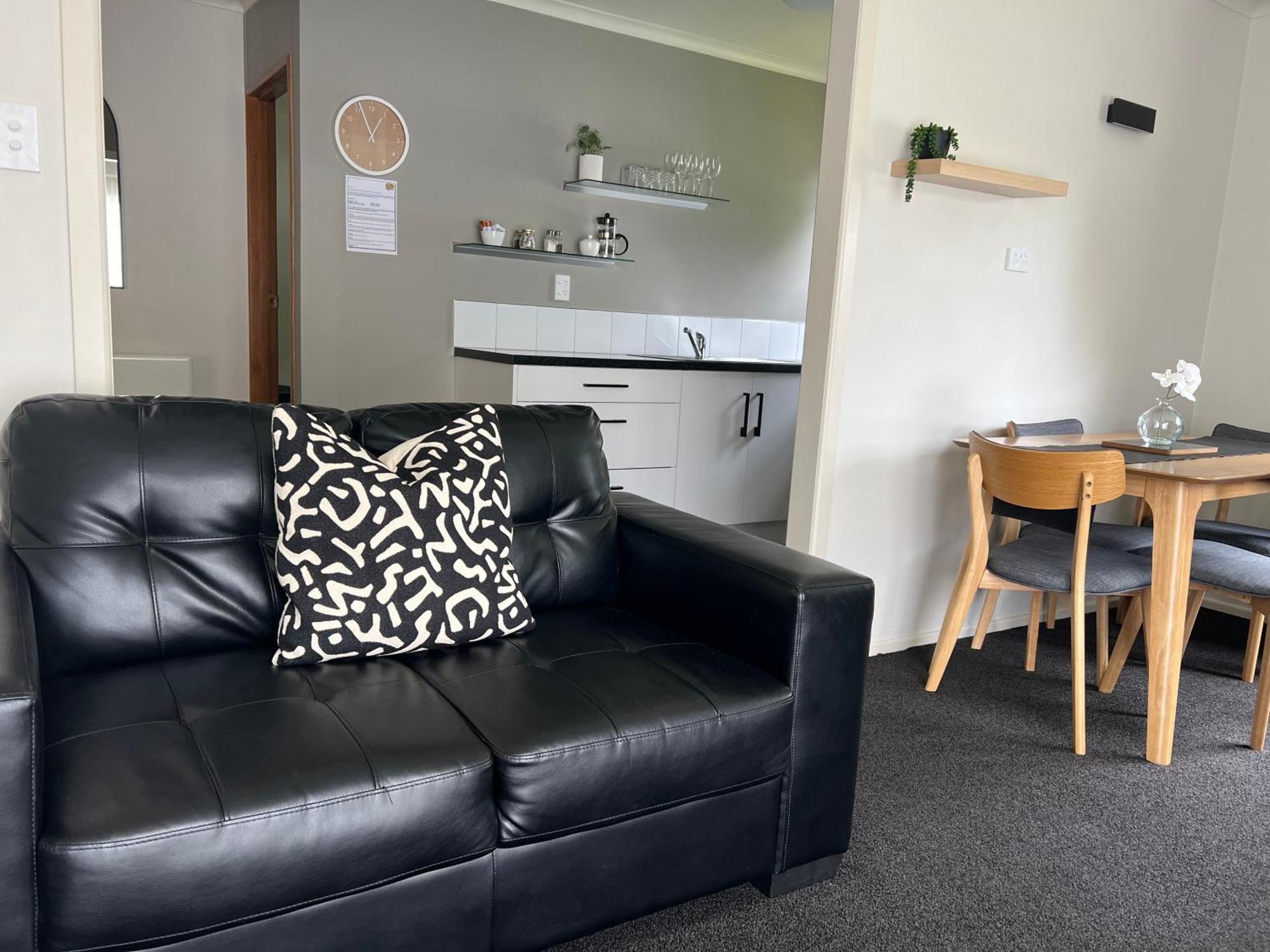 Golden Leaf Apartments Invercargill Exterior photo